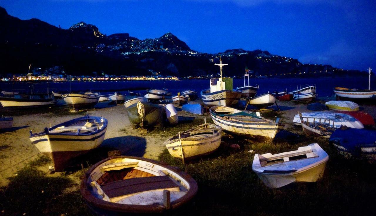 Taormina Holidays جيارديني ناكسوس المظهر الخارجي الصورة